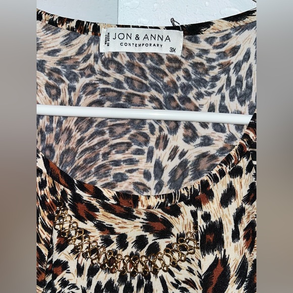 Jon & Anna Contemporary Top - Picture 8 of 11